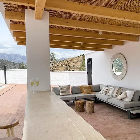 Villa Luxury - Breathtaking Views - Hot Tub - 15' To Cómpeta