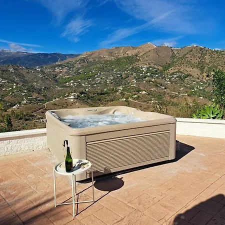 Villa Luxury - Breathtaking Views - Hot Tub - 15' To Competa